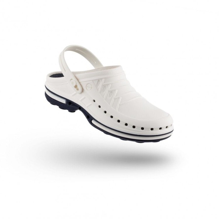 CLOG 13 (1).jpg