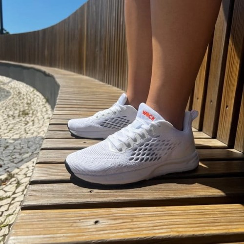 11_09 insta POST breelite outdoor - Small.jpg