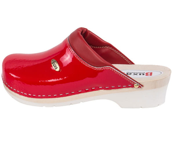 Odkryj świat drewniaków! Znajdź idealne buty z naturalnego drewna dla siebie i swojej rodziny. Sprawdź naszą kolekcję i dowiedz się więcej o ich dobroczynnym wpływie na twoje stopy.